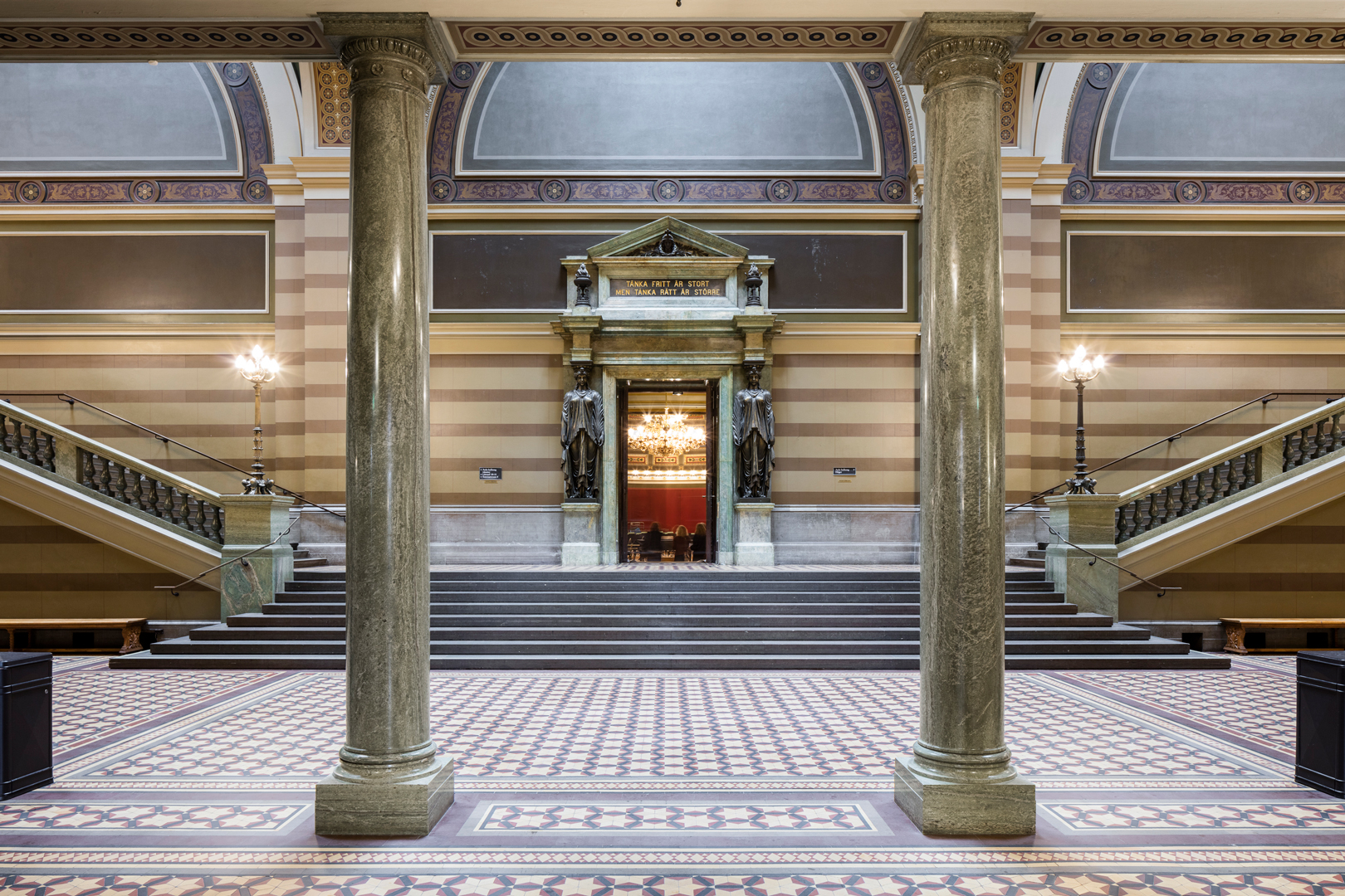 Uppsala universitetshus