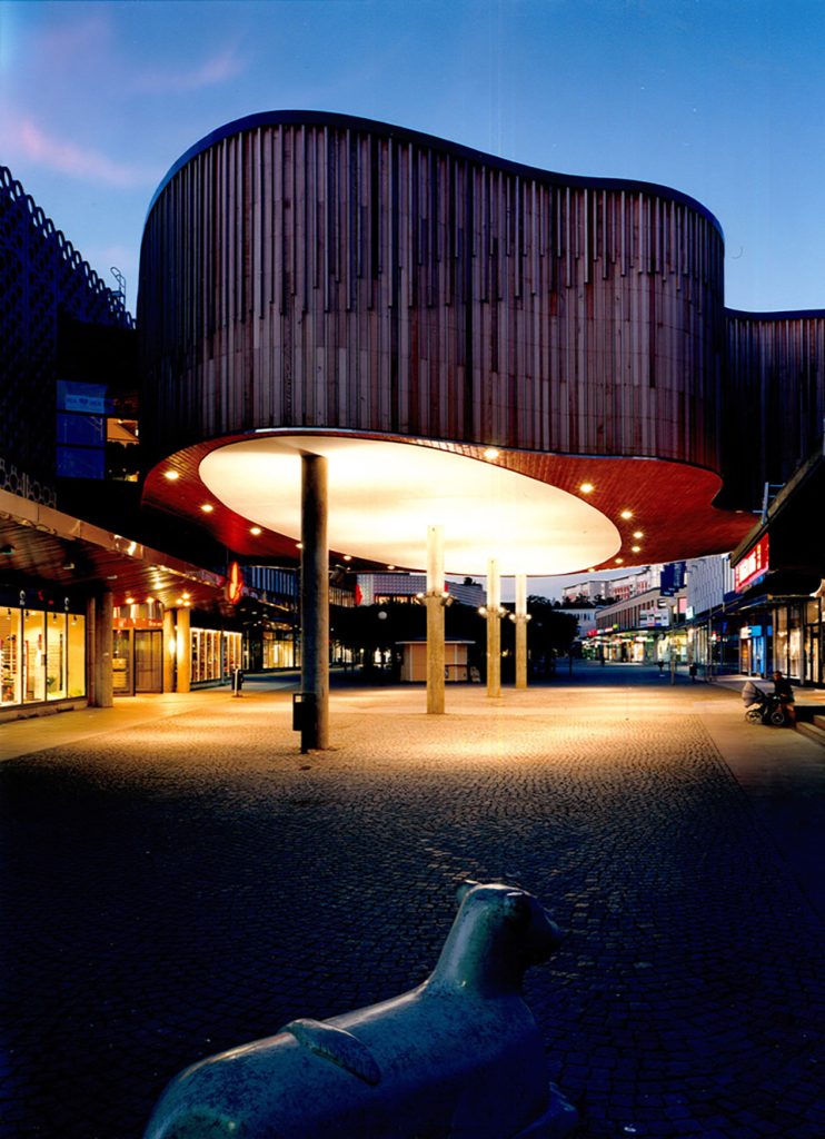 Farsta centrum galleria ombyggnad fasadgestaltning AIX Arkitekter