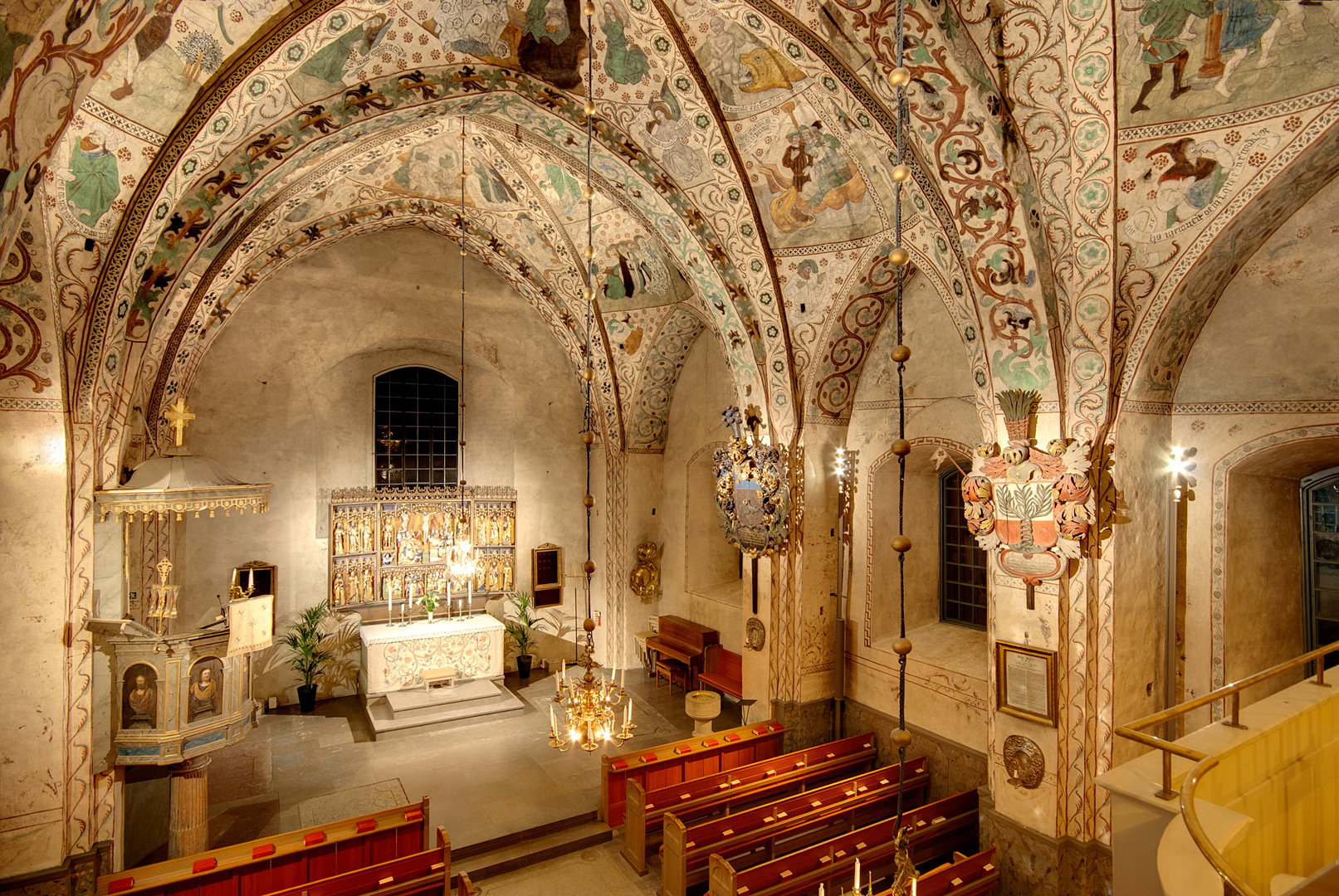Belysning ljussättning täby kyrka albertus pictor