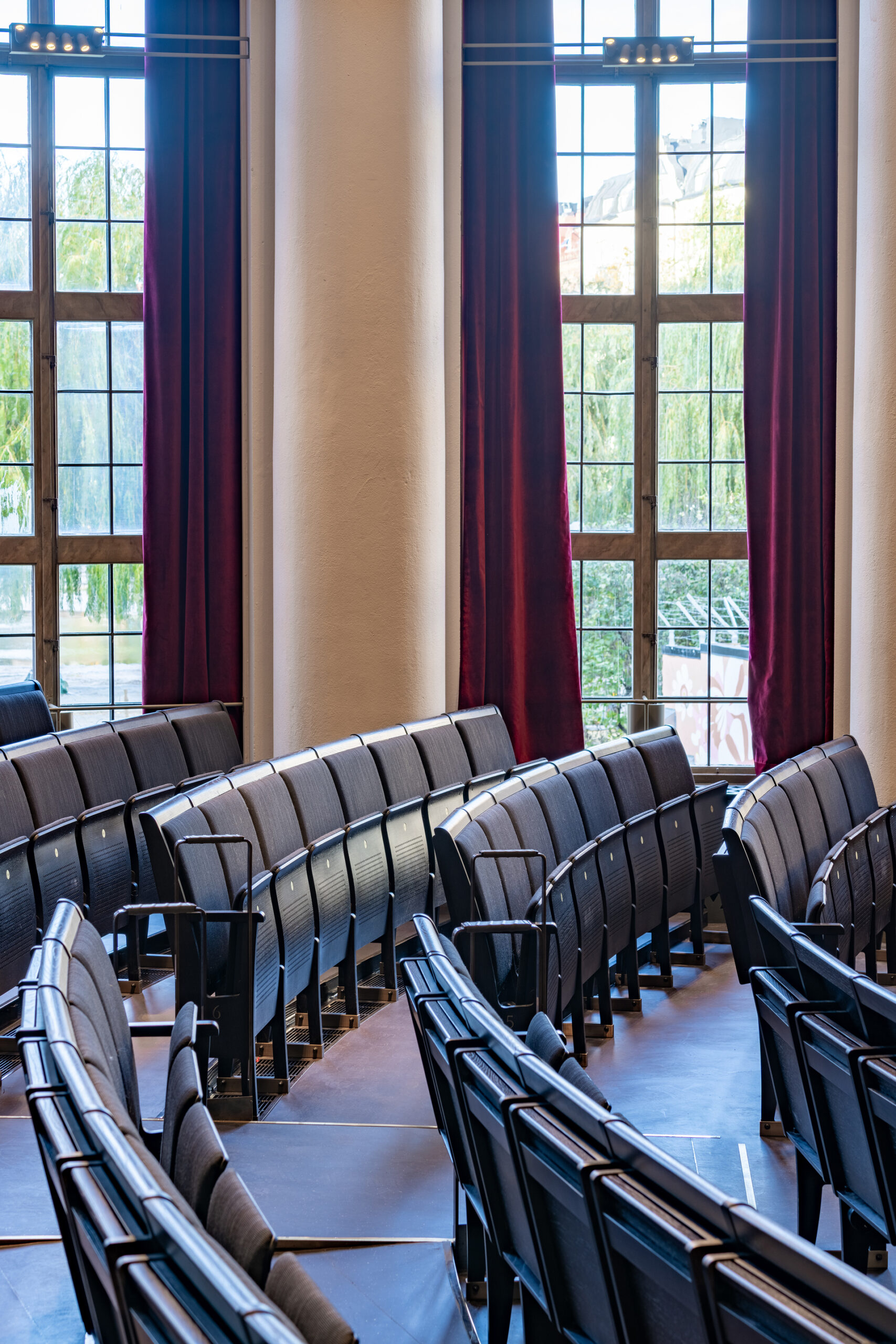 Aulan. Handelshögskolan i Stockholm.