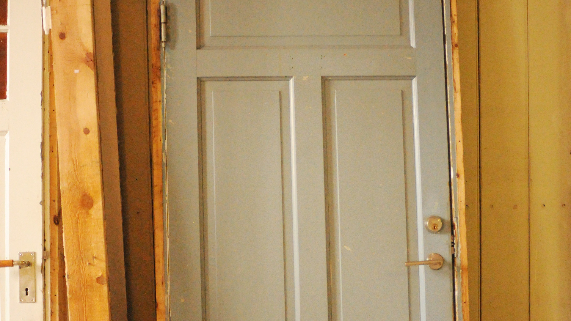 Dörrar för återbruk